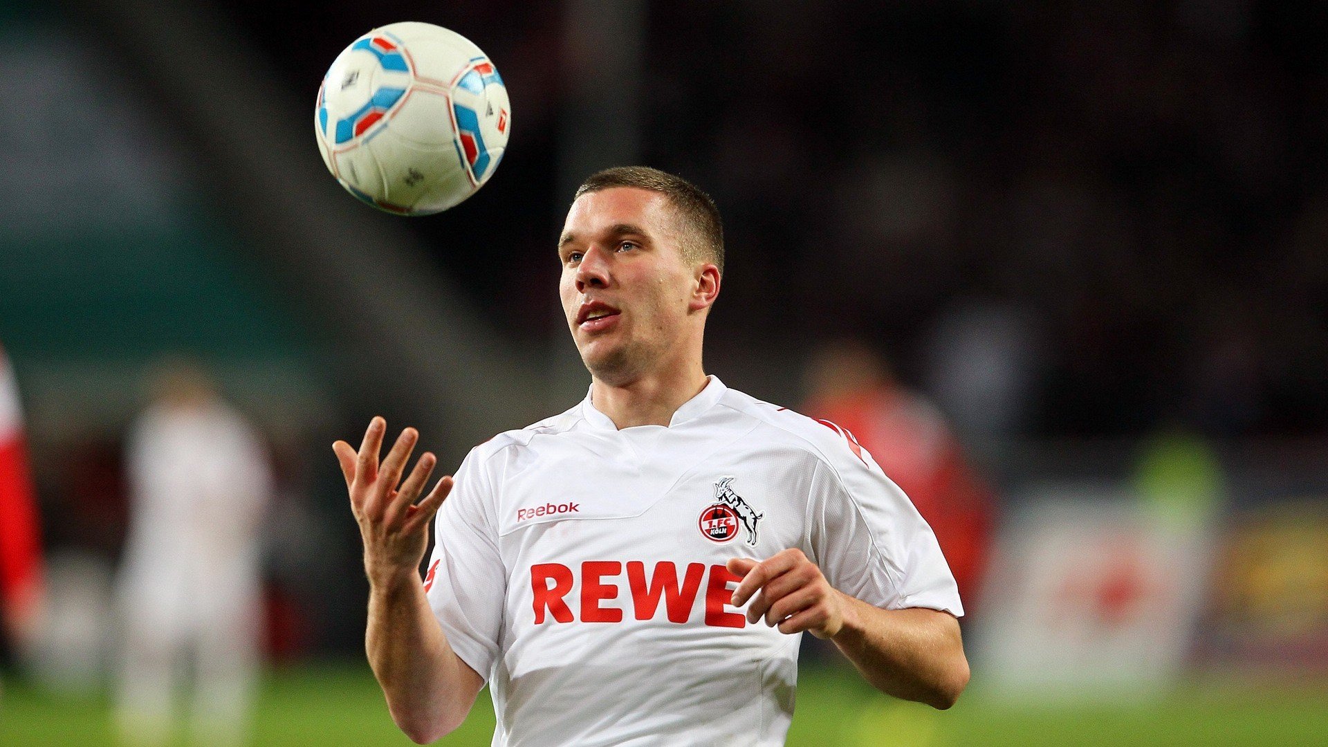 青少年足球竞赛规模不断扩大，赛场竞争激烈，2020年青少年足球比赛